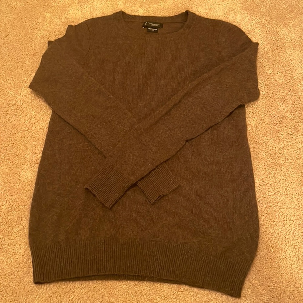 Brown cashmere sweater